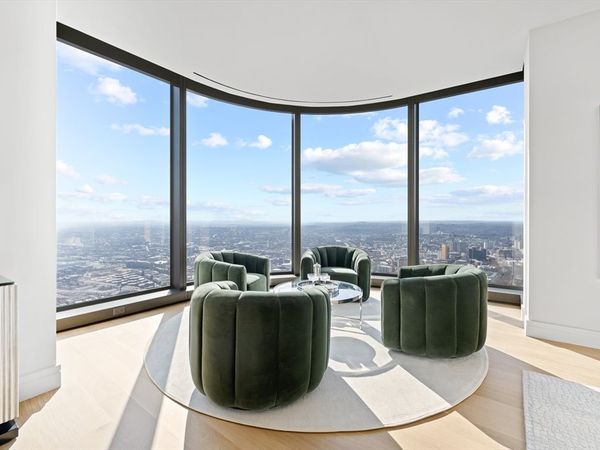 1 Dalton Street, Unit 5703, Boston, MA 02115