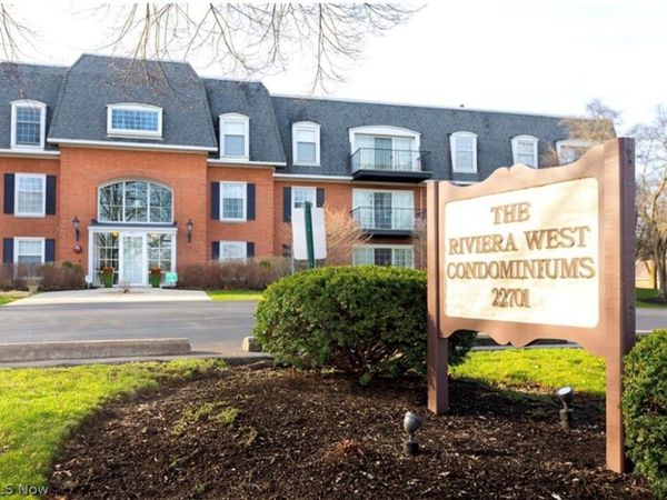22701 Center Ridge Road , Unit 115, Rocky River, OH 44116