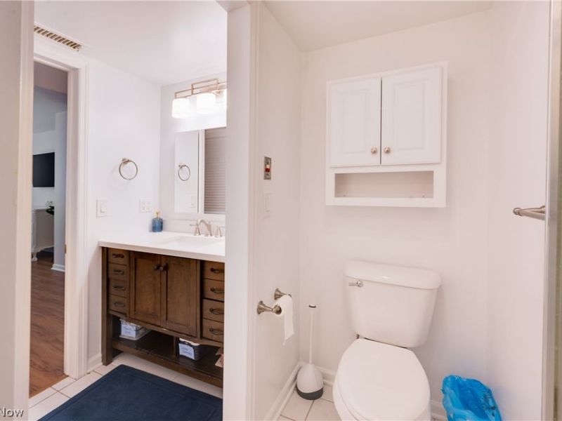 22701 Center Ridge Road , Unit 115, Rocky River, OH 44116 Photo 28