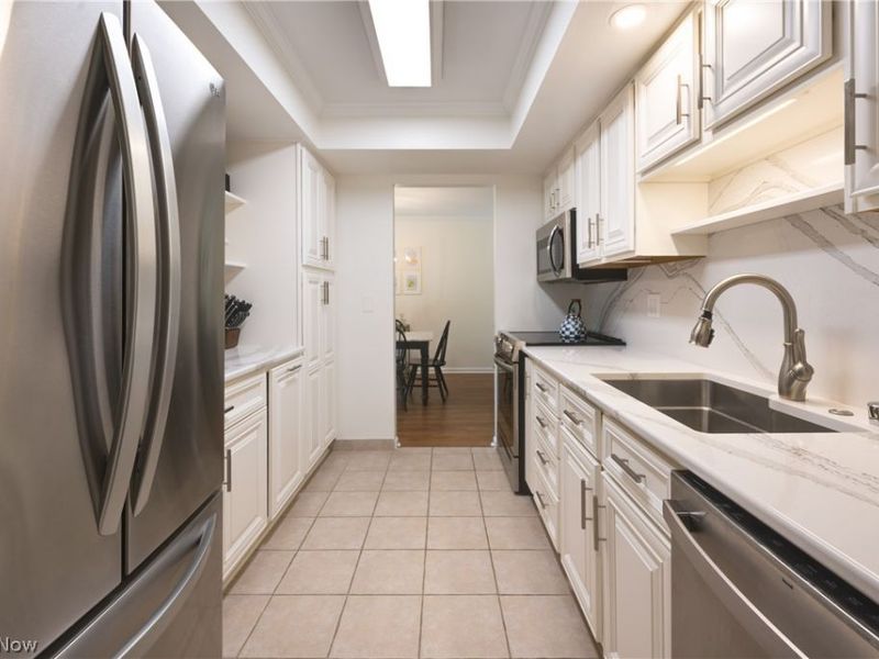 22701 Center Ridge Road , Unit 115, Rocky River, OH 44116 Photo 9