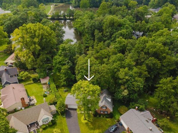 2871 E Shore Court, Columbus, OH 43231