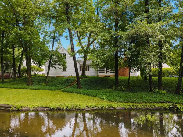 2871 E Shore Court, Columbus, OH 43231