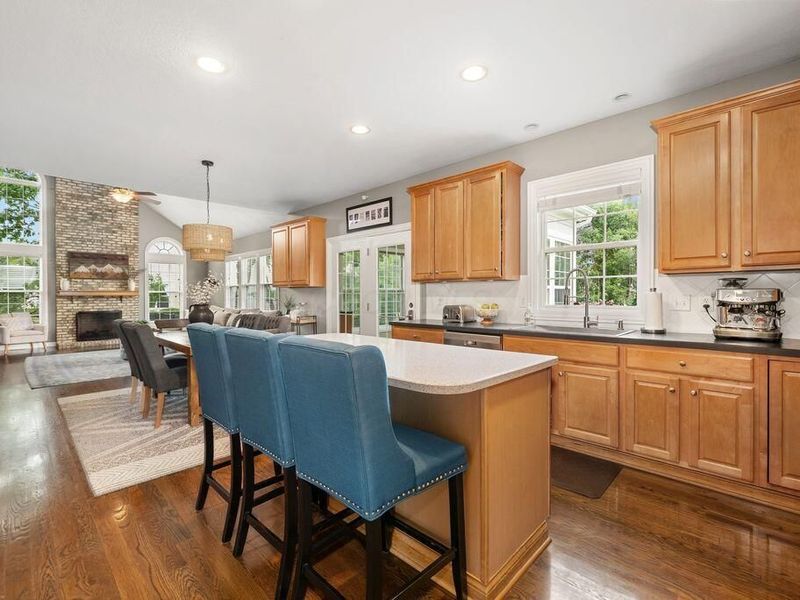 5245 Meadow Bend Drive , Lewis Center, OH 43035 Photo 18