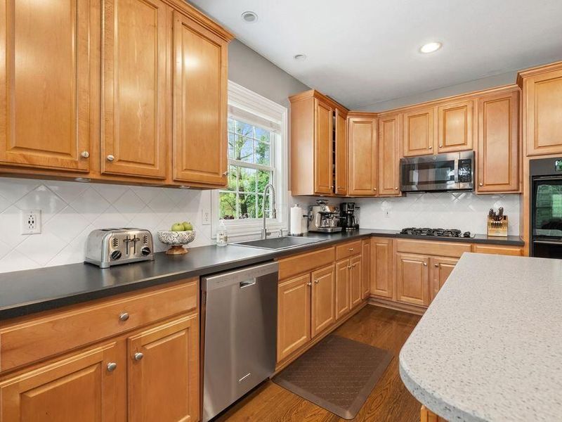 5245 Meadow Bend Drive , Lewis Center, OH 43035 Photo 24