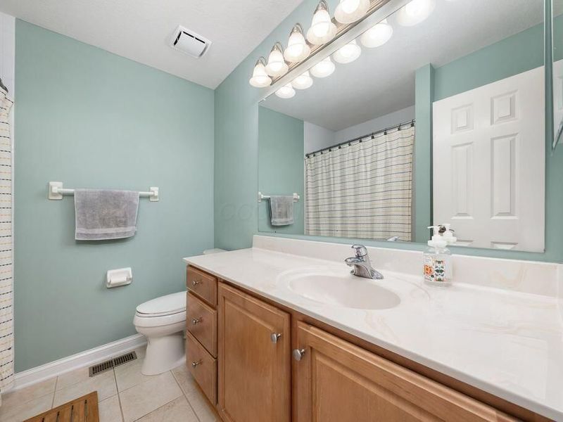 5245 Meadow Bend Drive , Lewis Center, OH 43035 Photo 40