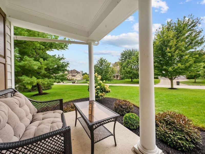 5245 Meadow Bend Drive , Lewis Center, OH 43035 Photo 6