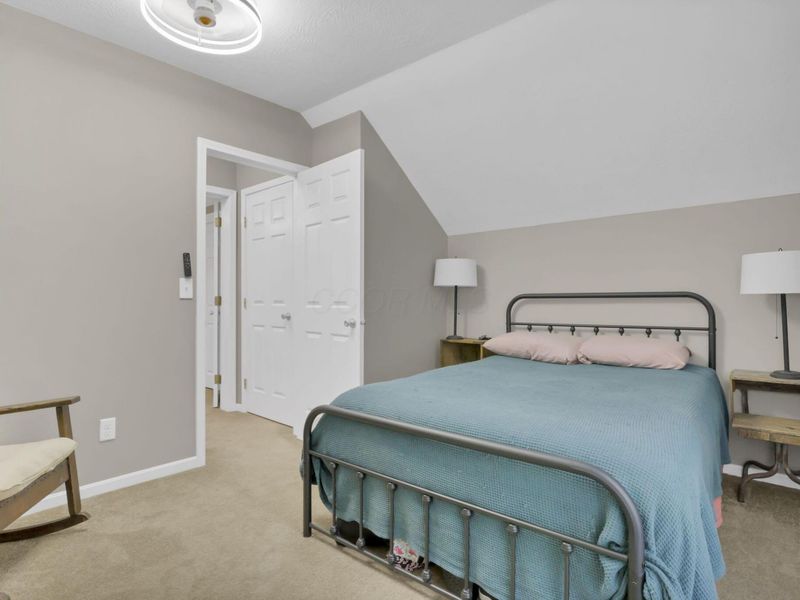 409 E Pleasant Street , Mount Vernon, OH 43050 Photo 17