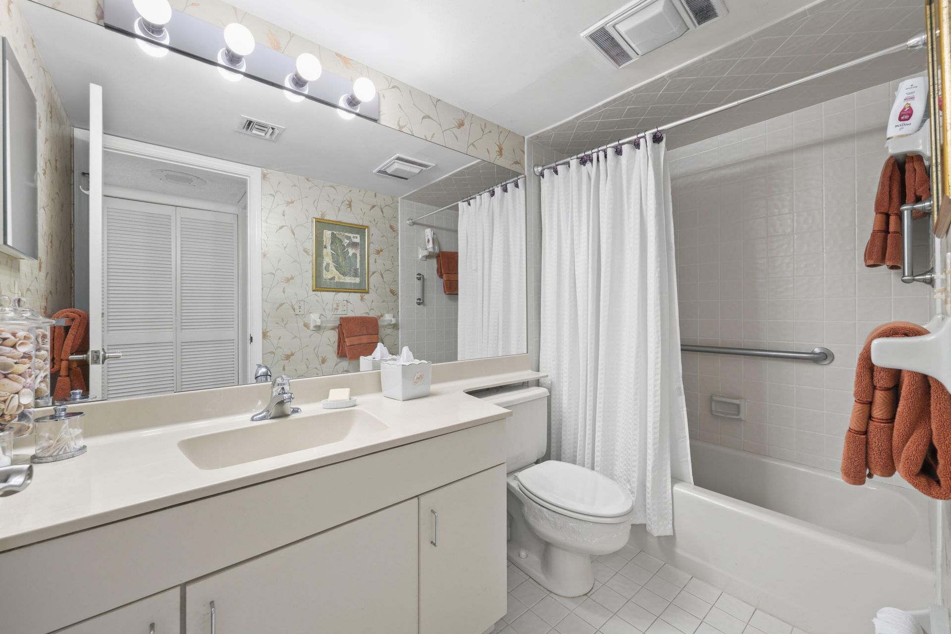 6434 SE Brandywine Court, Unit Apt 105, Stuart, FL 34997 Photo