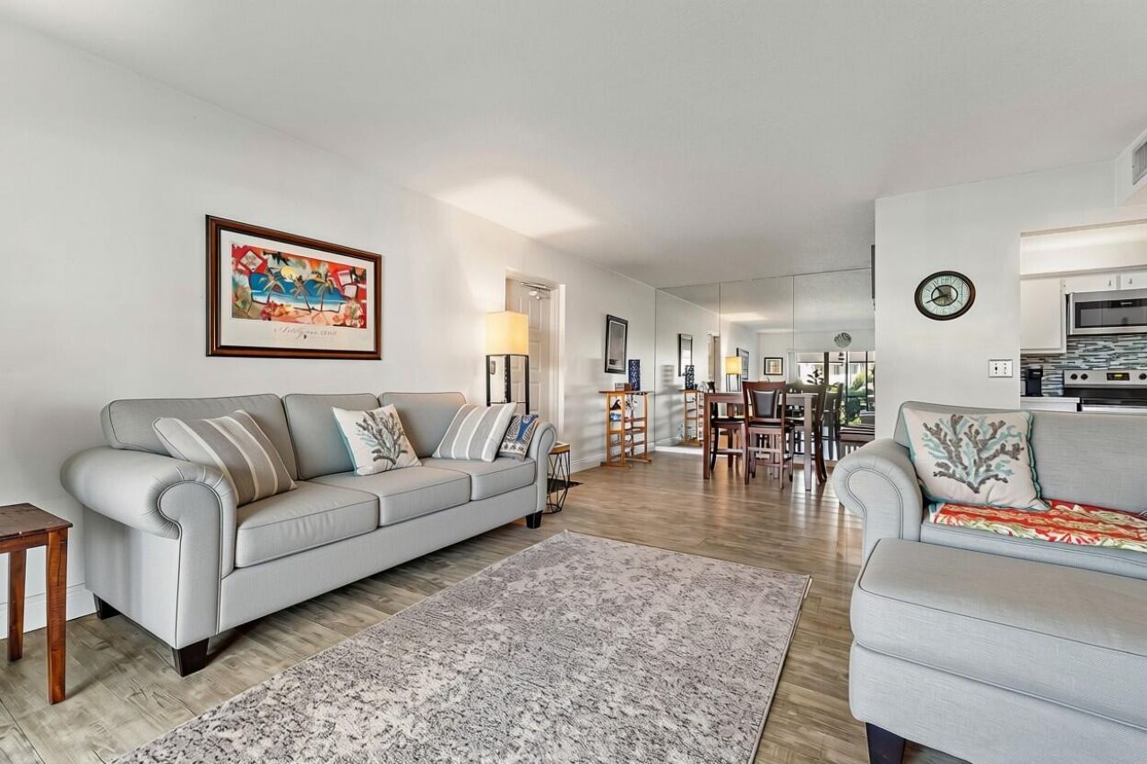 1111 Green Pine Boulevard, Unit F1, West Palm Beach, FL 33409 Photo