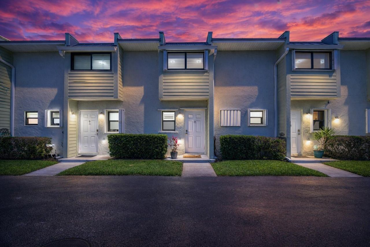 9409 S Ocean Drive, Unit 31, Jensen Beach, FL 34957 Photo