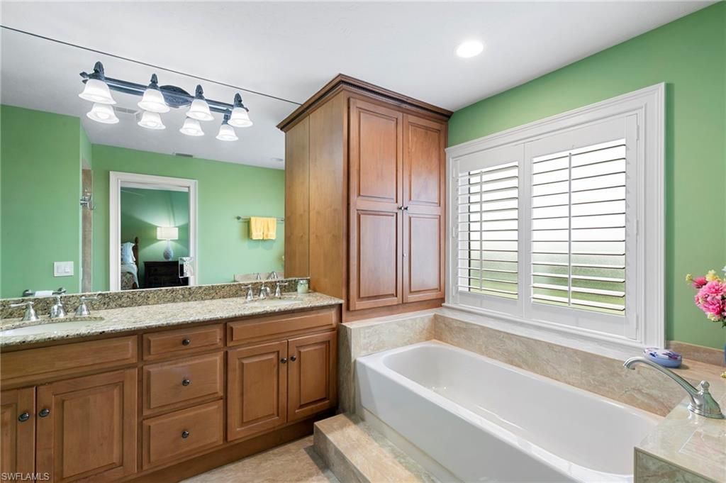 221 Kings Way , Naples, FL 34104 Photo
