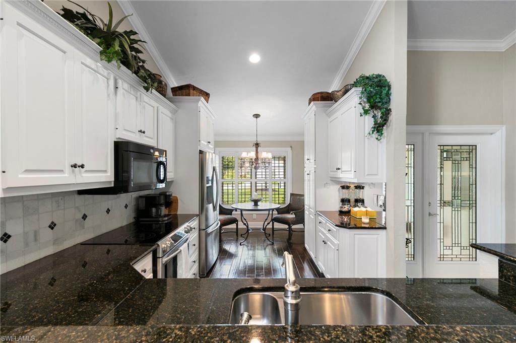 221 Kings Way , Naples, FL 34104 Photo