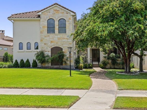 114 Golden Bear DR, Austin, TX 78738