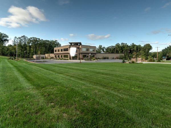 2302 Turnpike St, North Andover, MA 01845
