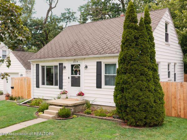 2014 Devonshire Avenue, Lansing, MI 48910