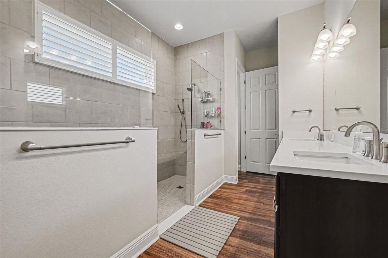 4502 Renwick Drive , Parrish, FL 34219 Photo