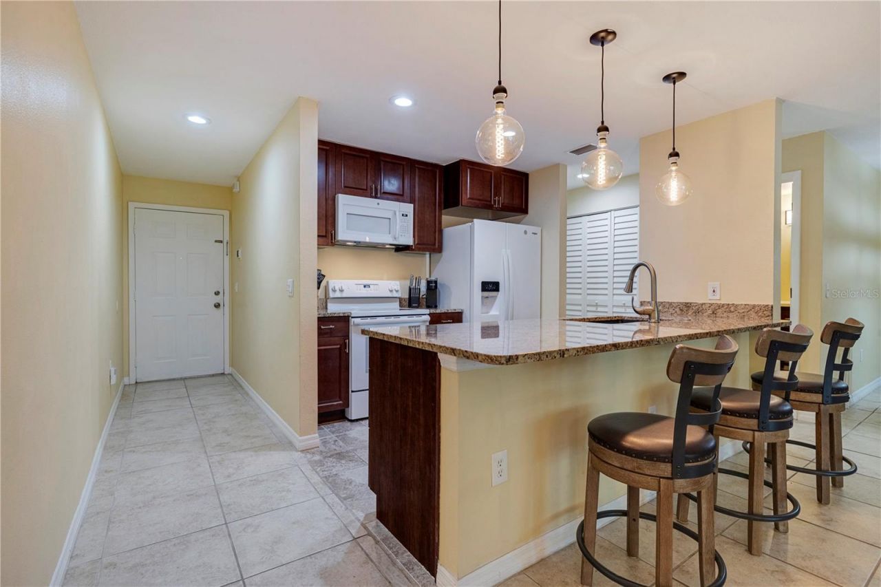 3001 58th Avenue S, Unit 1014, Saint Petersburg, FL 33712 Photo