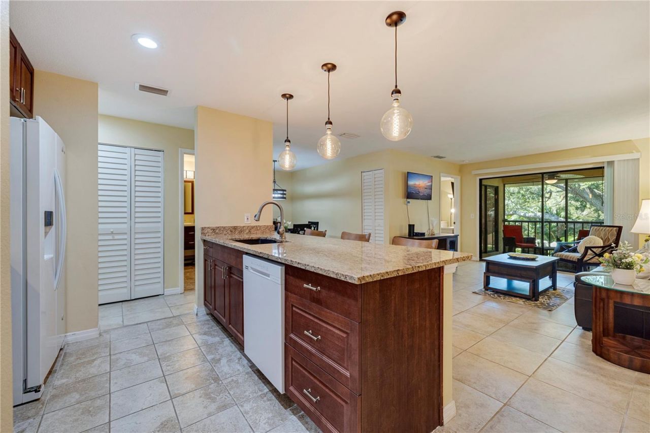 3001 58th Avenue S, Unit 1014, Saint Petersburg, FL 33712 Photo