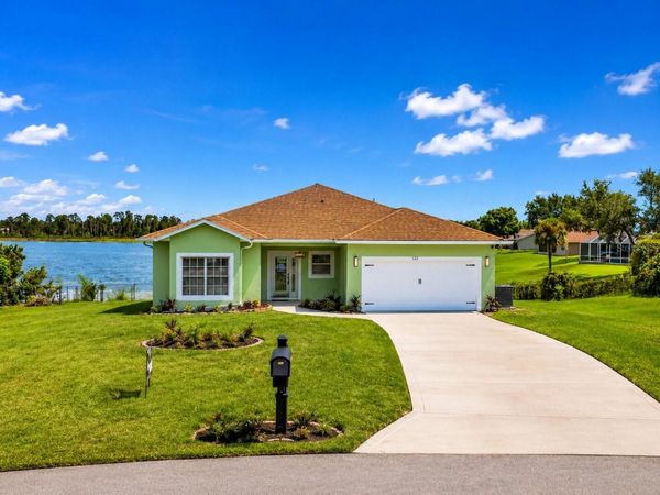 2122 DUMAS DRIVE , DELTONA, FL 32738