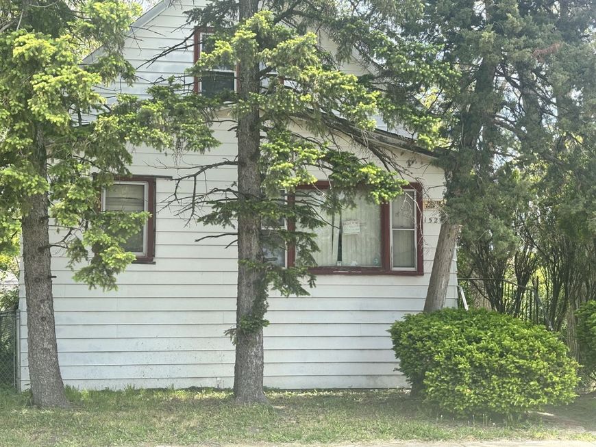 Main Photo