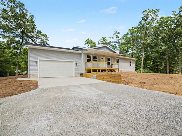 480 W Kenwood Street, Twin Lake, MI 49457