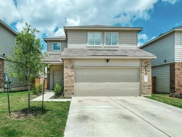 448 Major Lee LN W, Jarrell, TX 76537