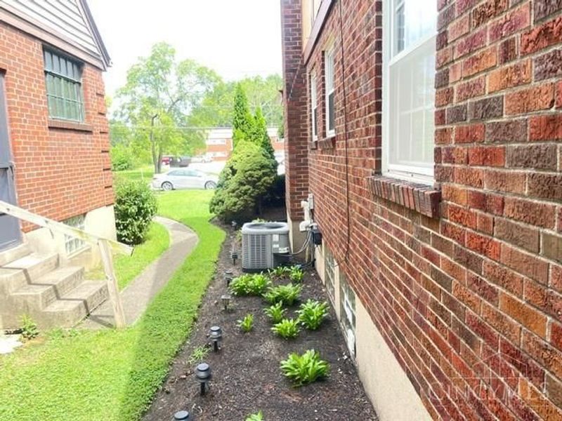 1317 W North Bend Road, College Corner, OH 45224 Photo 9