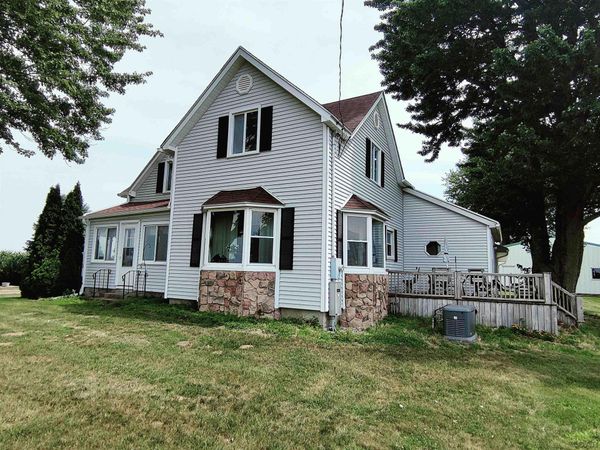 6153 Stamp , Palmyra, MI 49228