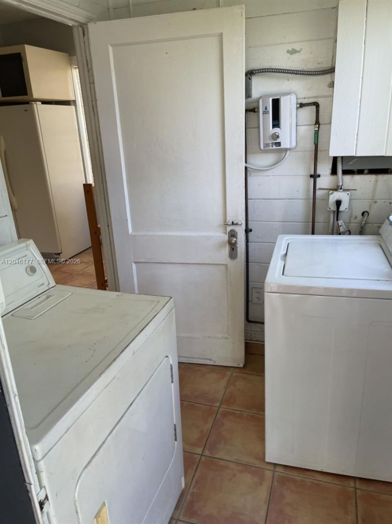 3665 SW 15th St , Miami, FL 33145 Photo