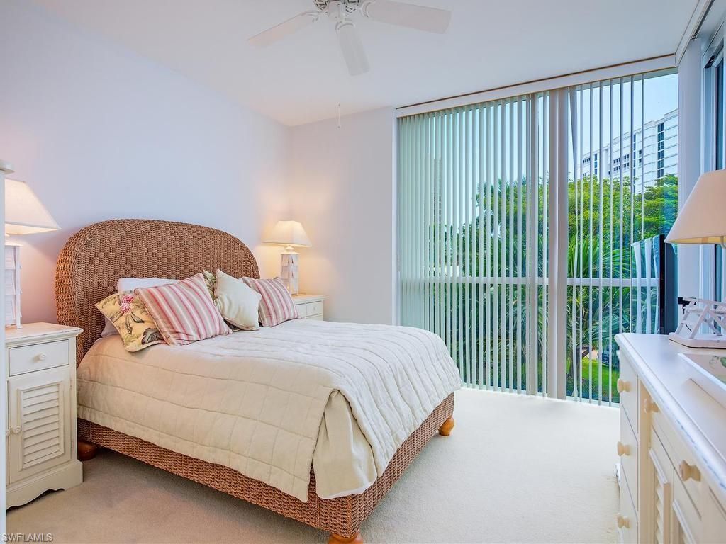 4255 Gulf Shore Blvd N, Unit 107, Naples, FL 34103 Photo