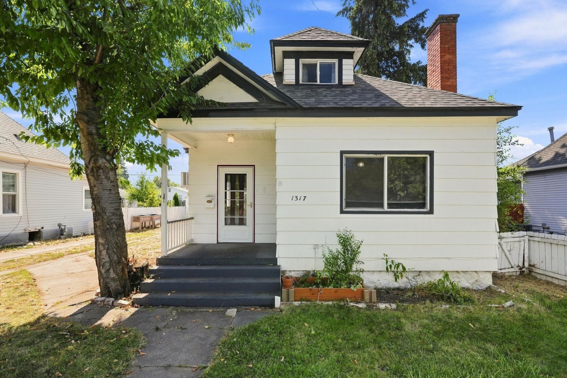 1317 W Dalton Ave, Spokane, WA 99205 Main Photo