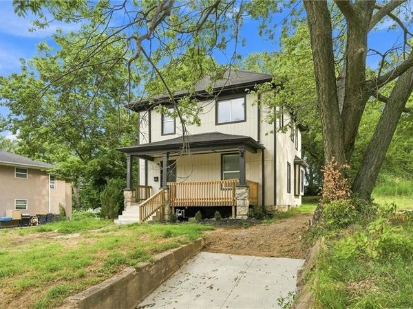 2130 E 24th Street, Kansas City, MO 64127