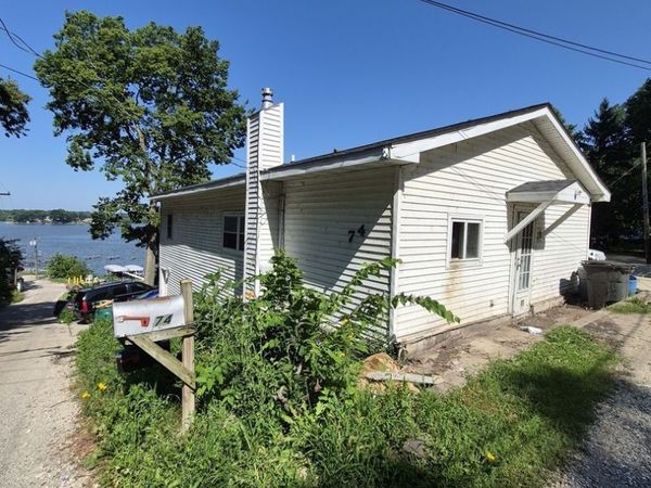 74 Cathryn Street , Fox Lake, IL 60020