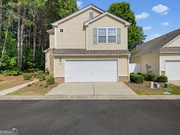 904 Windcroft Circle NW, Acworth, GA 30101