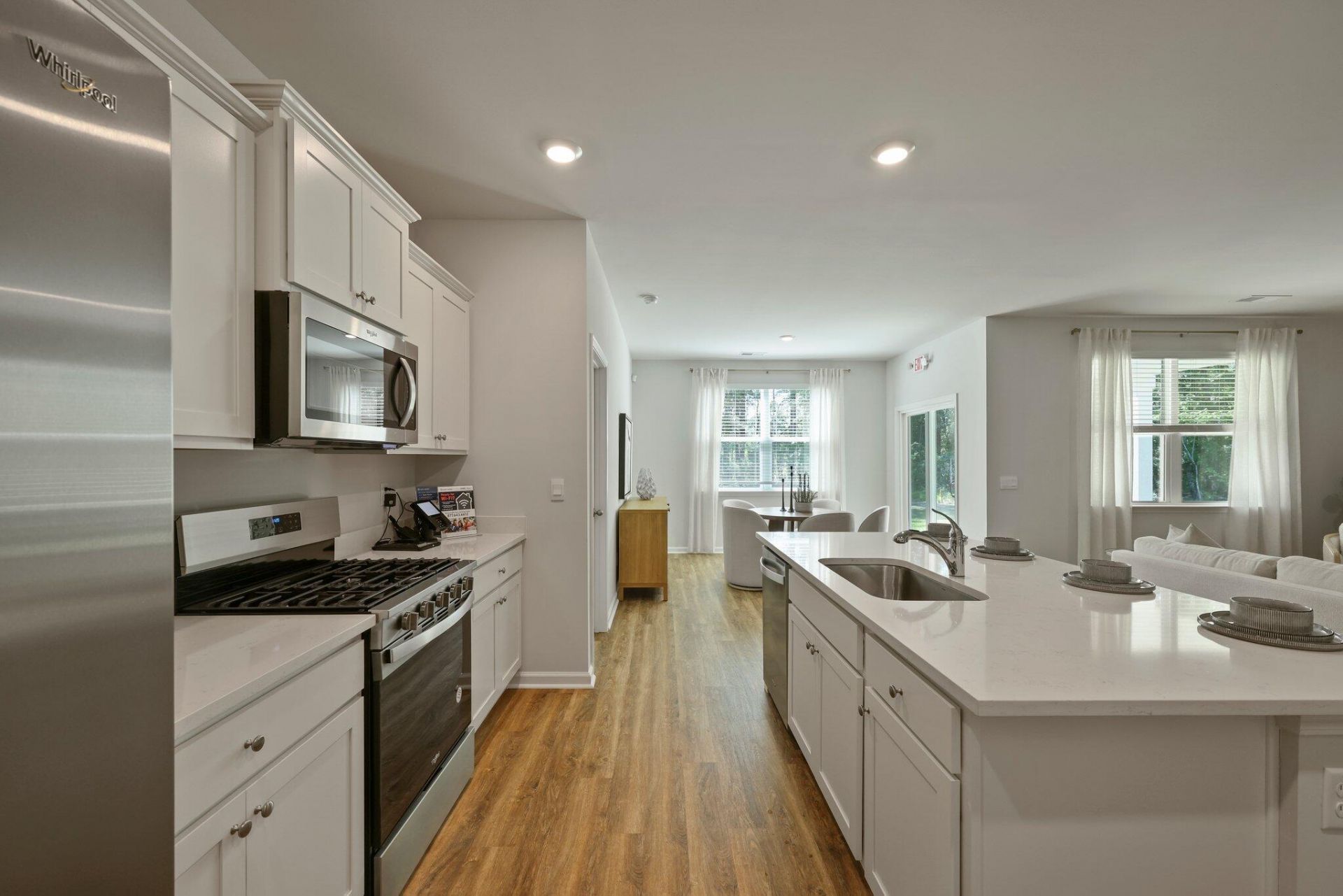 1043 Laurel Oaks Drive Photo 11