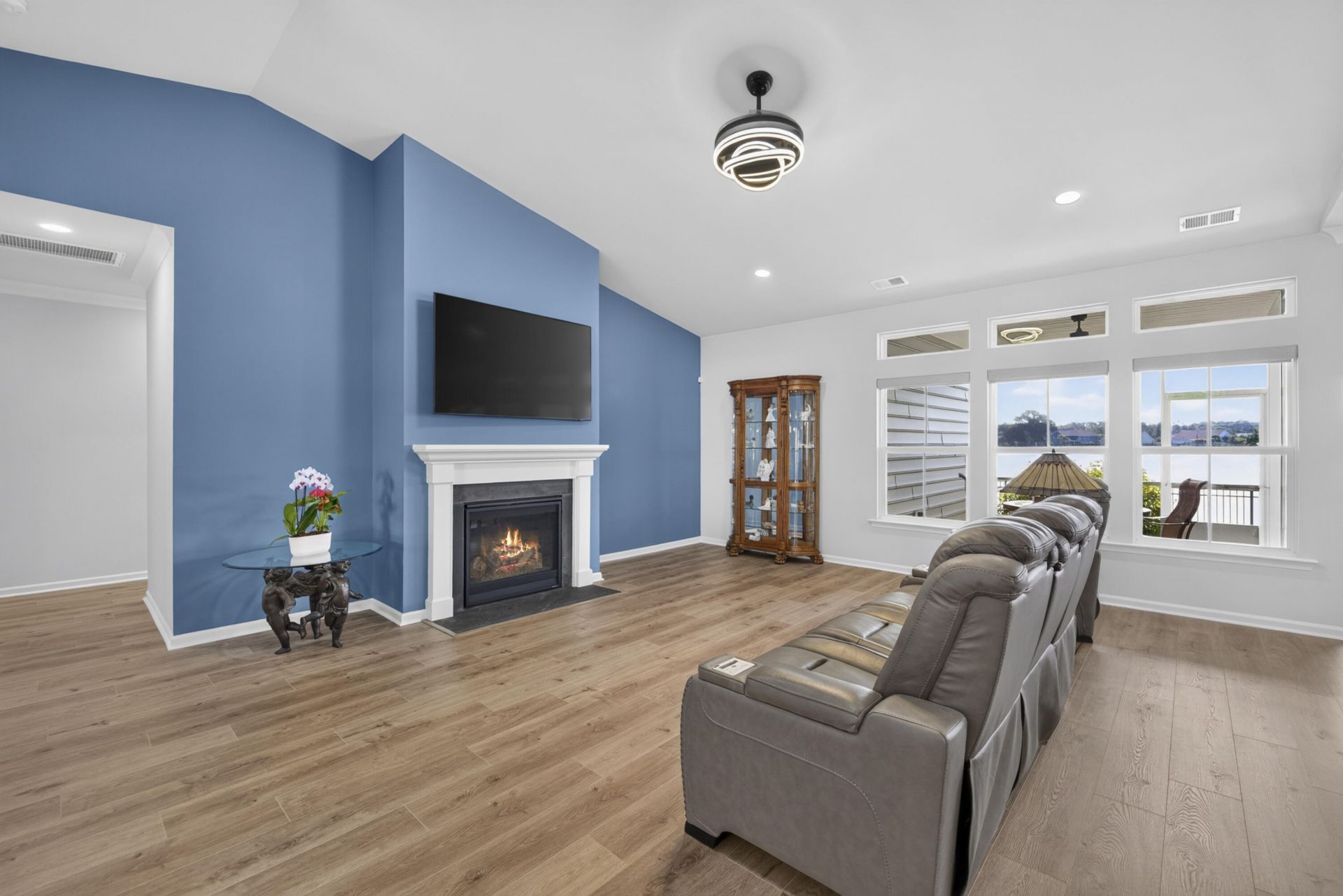 6988 Pumpkinseed Drive Photo 10