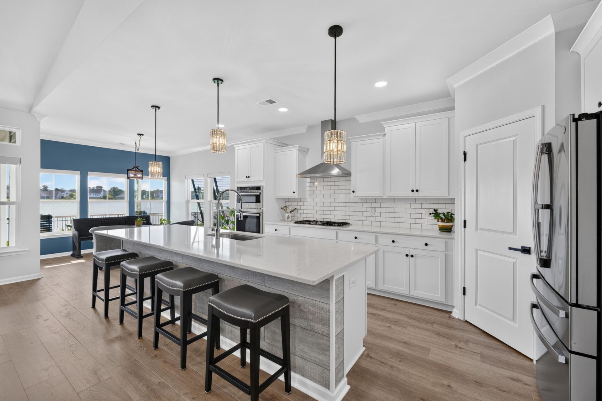 6988 Pumpkinseed Drive Photo 12