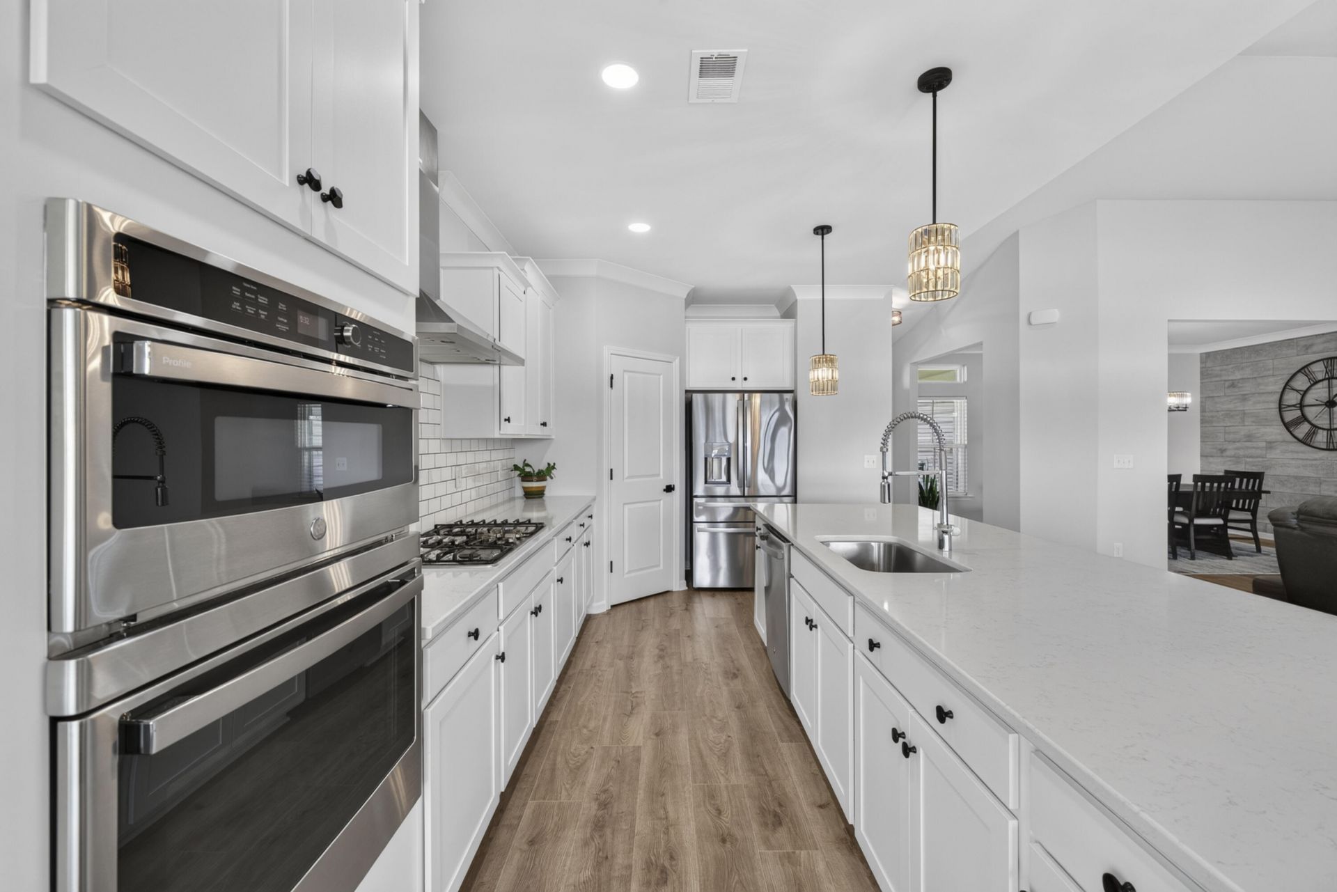 6988 Pumpkinseed Drive Photo 17