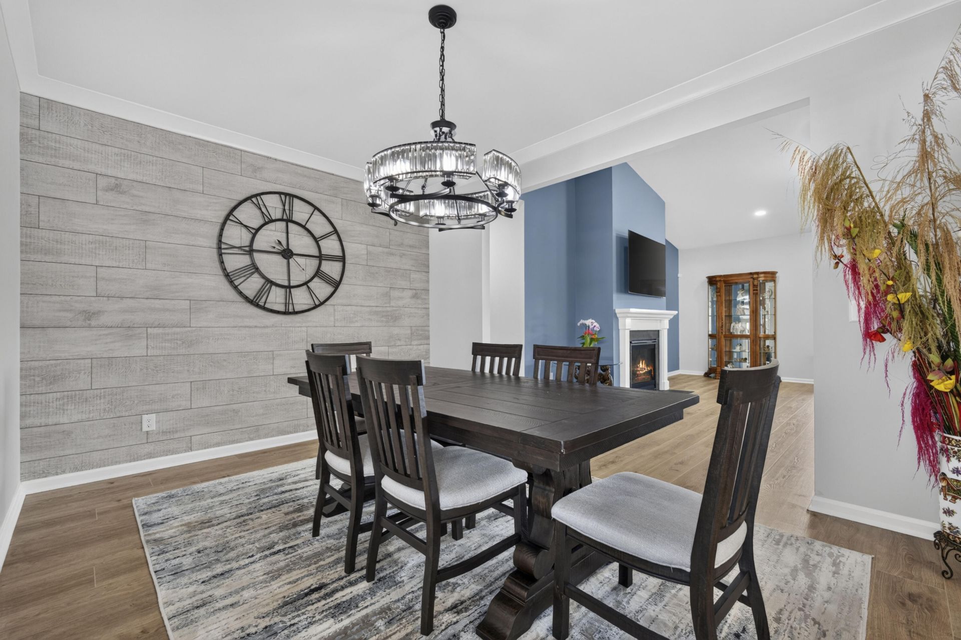 6988 Pumpkinseed Drive Photo 8
