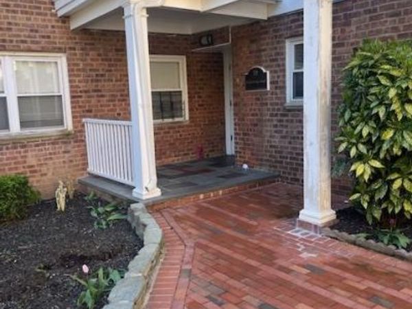 70 Knightsbridge Road , Unit 2C, Great Neck, NY 11021