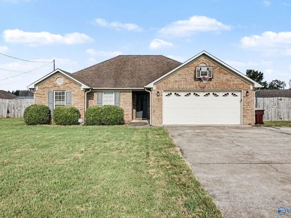 20448 Johnson Road, Athens, AL 35613
