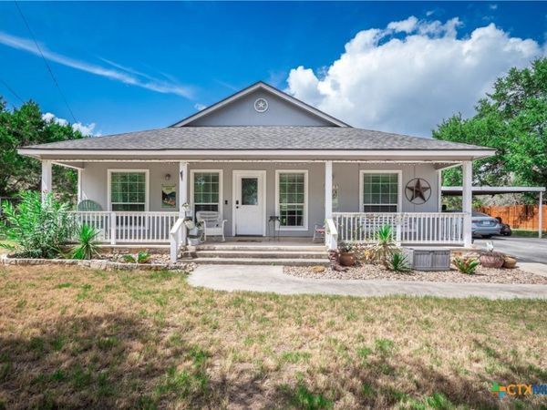 646 Appaloosa Drive , Fischer, TX 78623