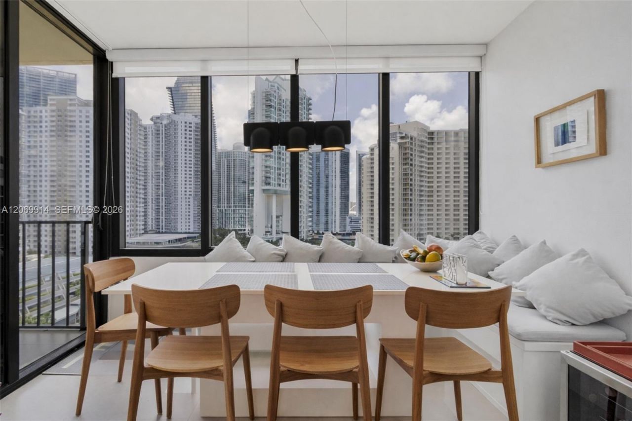 520 Brickell Key Dr , Unit A1421, Miami, FL 33131 Photo