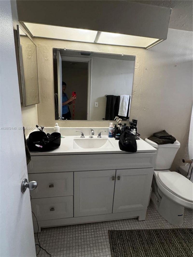 6900 N Kendall Dr , Unit A403, Pinecrest, FL 33156 Photo