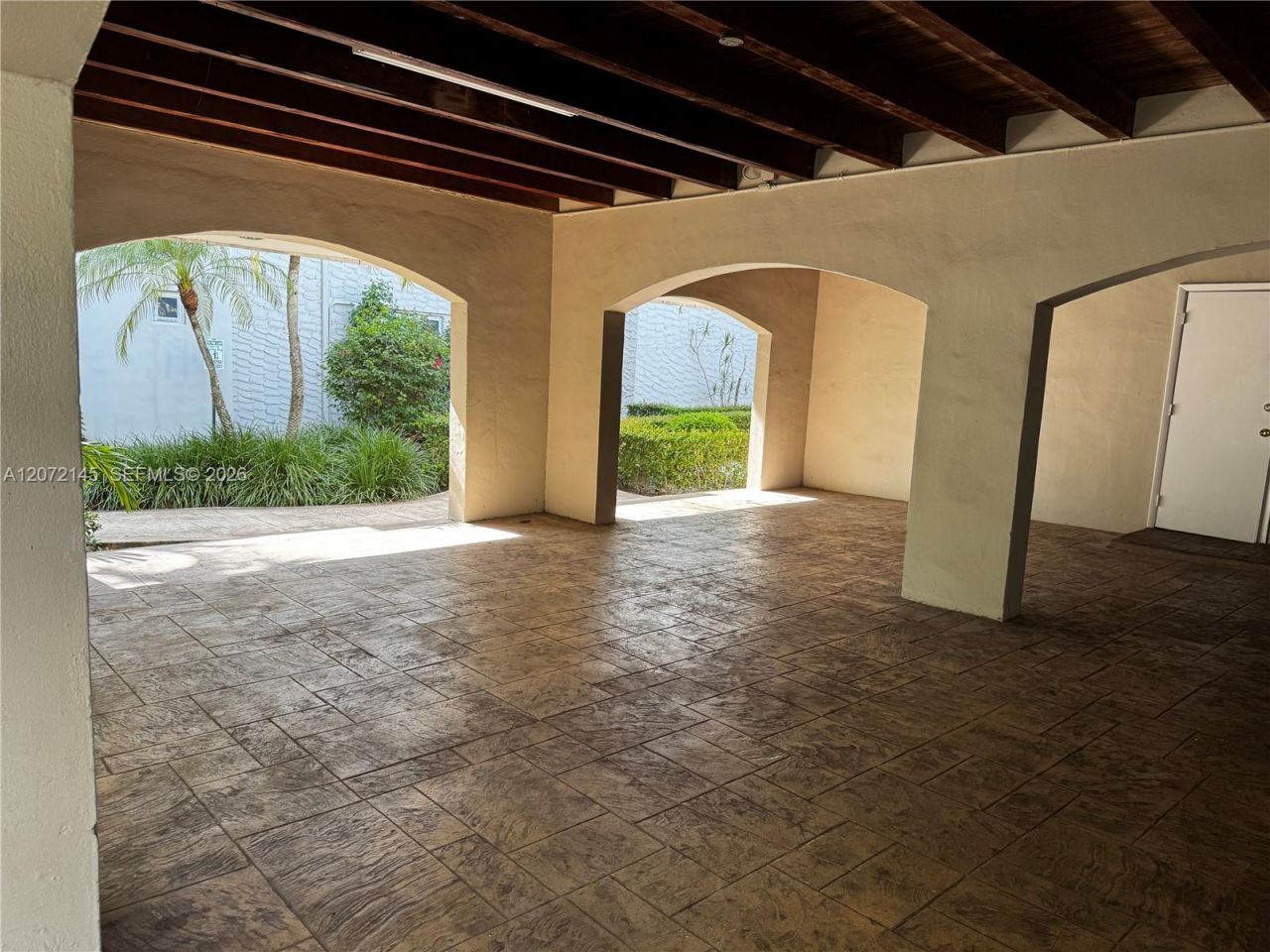 6900 N Kendall Dr , Unit A403, Pinecrest, FL 33156 Photo