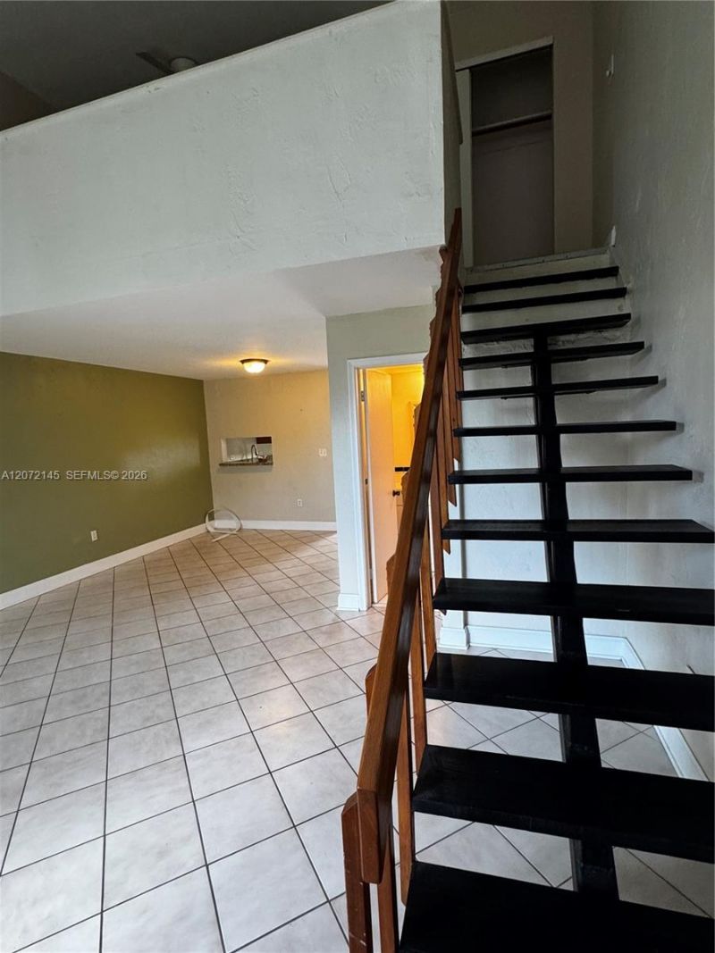 6900 N Kendall Dr, Unit A403, Pinecrest, FL 33156 Photo