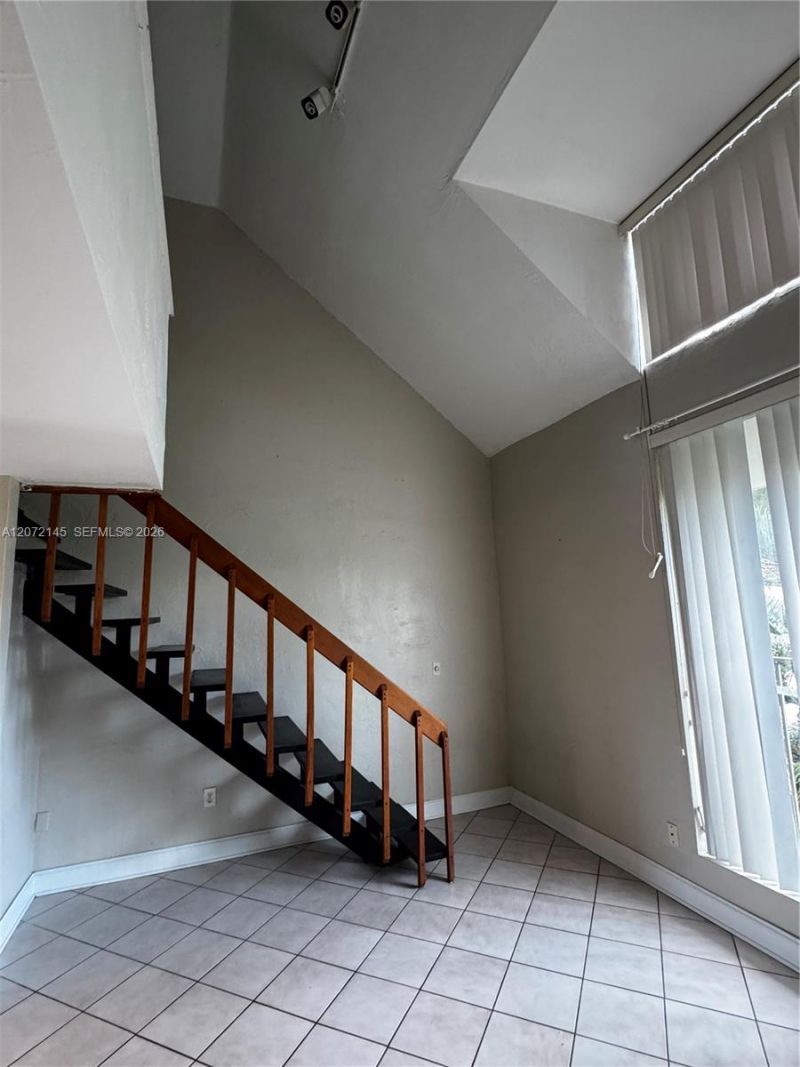 6900 N Kendall Dr, Unit A403, Pinecrest, FL 33156 Photo