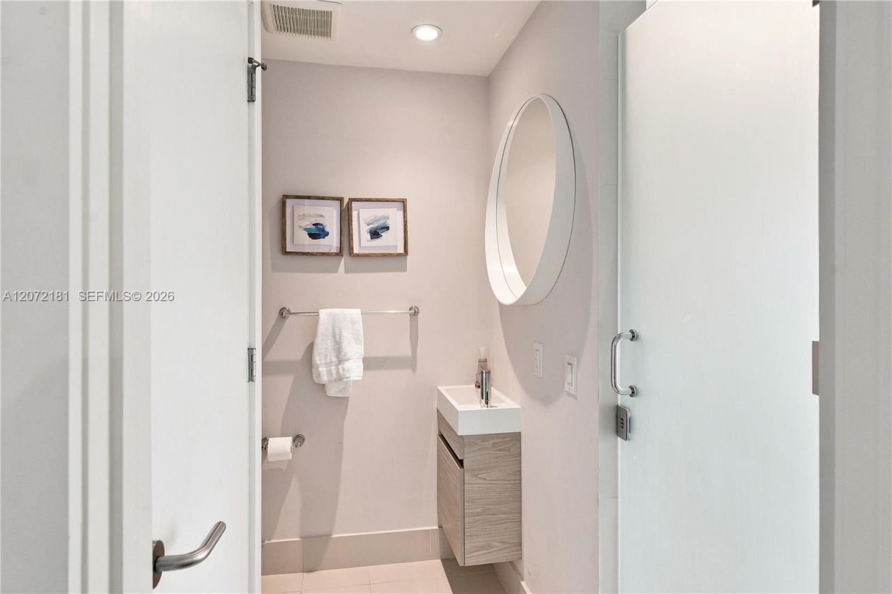 501 NE 31st St , Unit 3504, Miami, FL 33137 Photo