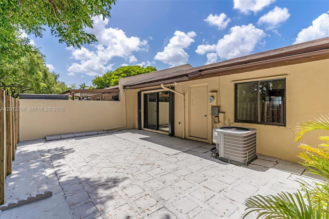 13962 SW 52 Ln , Miami, FL 33175 Photo