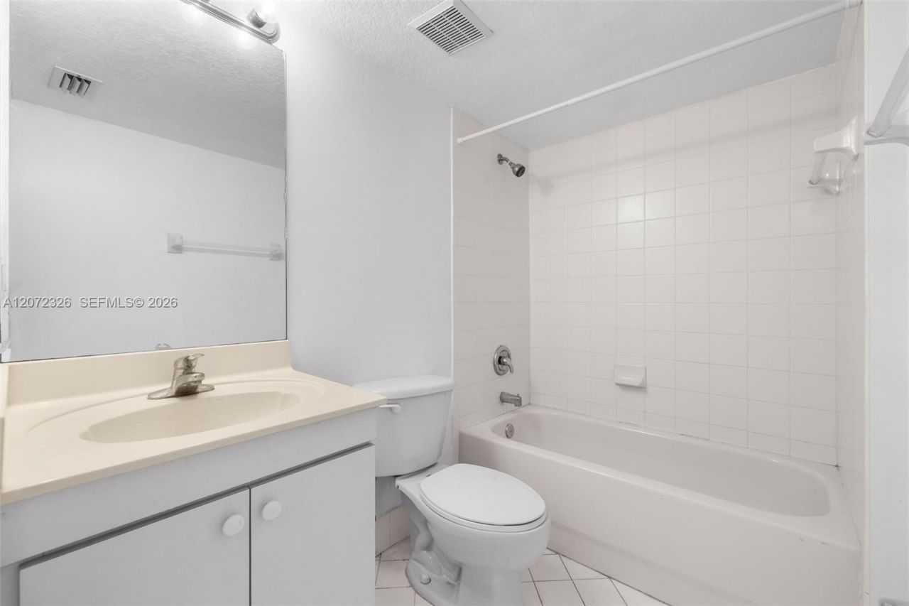 2930 SE 12th Rd , Unit 101-31, Homestead, FL 33035 Photo